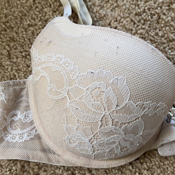 Victoria Secret Bra - Picture 3 of 6